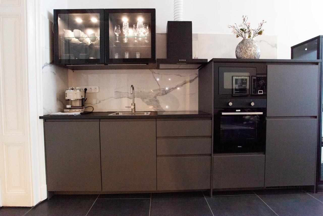 Real Deluxe Next To Danube Apartman Budapest Kültér fotó